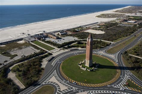 Jones Beach State Park .
